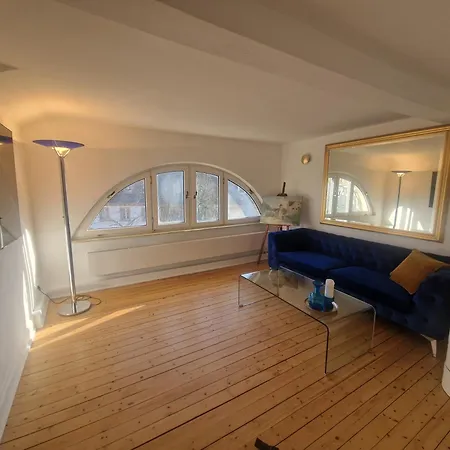 Apartment 64 Qm Harmonic Design Mit Kueche, Ruhige Und Begruente Lage , Innenstadt Ost